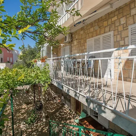 Jovic Apartment *